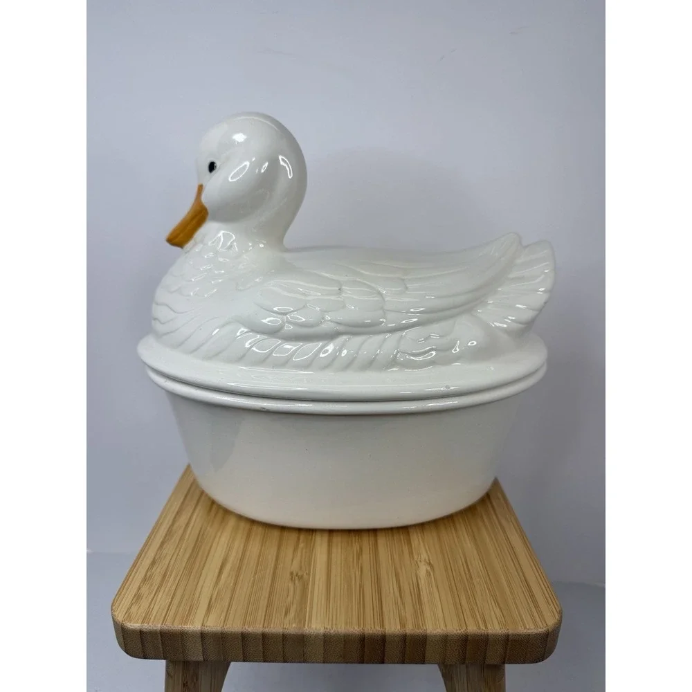 Vtg Ceramic Duck Goose Covered Dish Tureen Casserole Nesting Cottagecore Kitchen